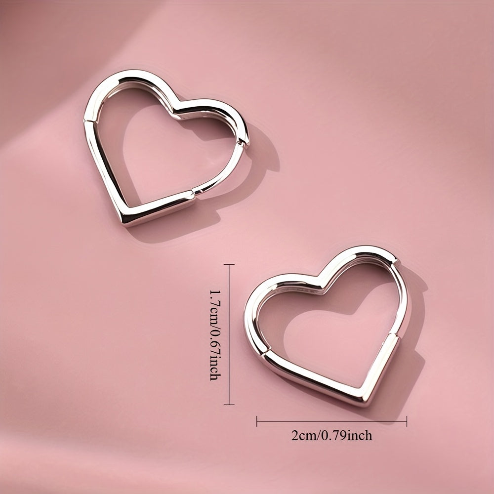 Janina | Kleine Herz-Ohrstecker