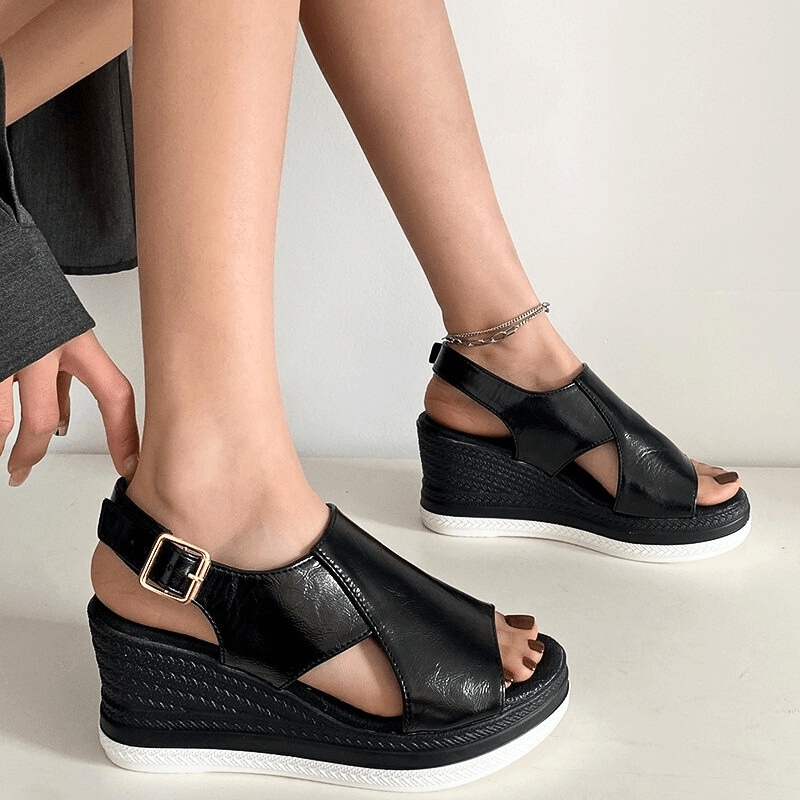 Baylie - Stilvolle Metallic Sandalen