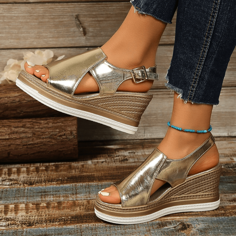 Baylie - Stilvolle Metallic Sandalen