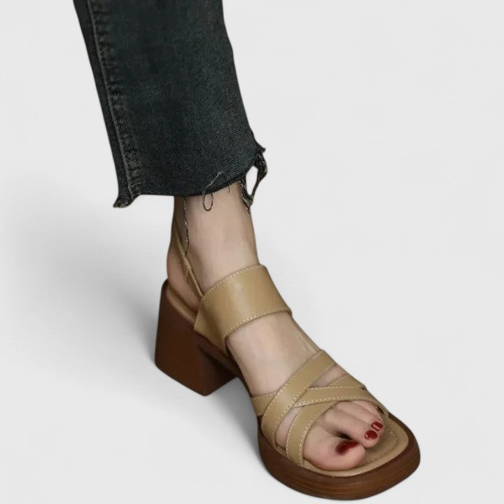 Celeste - Elegante Kreuzband Sandalen