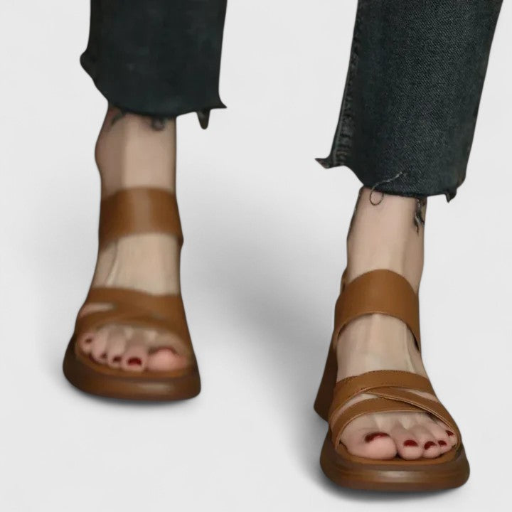 Celeste - Elegante Kreuzband Sandalen